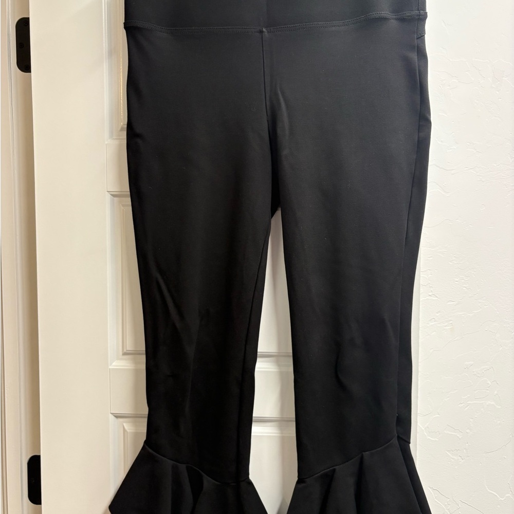 Investments Slim Factor Black Leggings